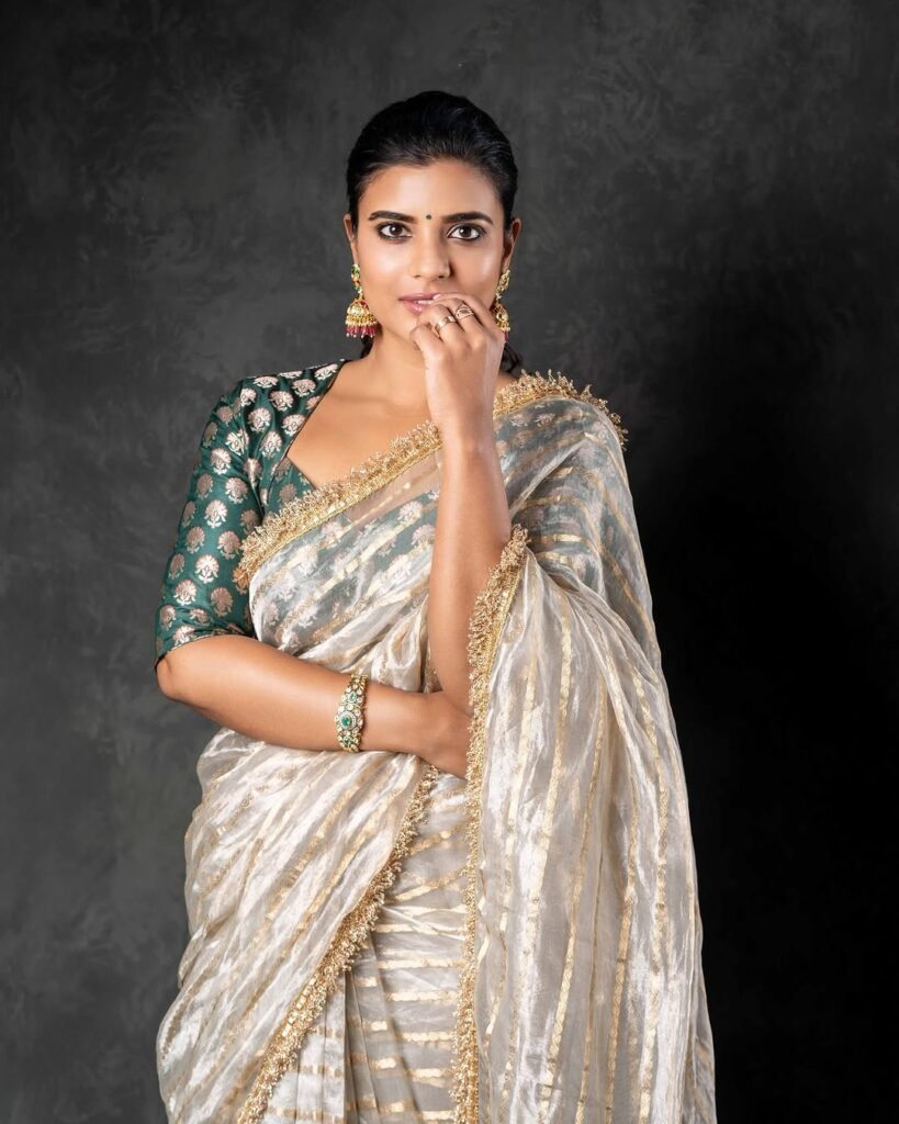 https://talkiesplus.com/aishwarya-rajesh-saree-photos/