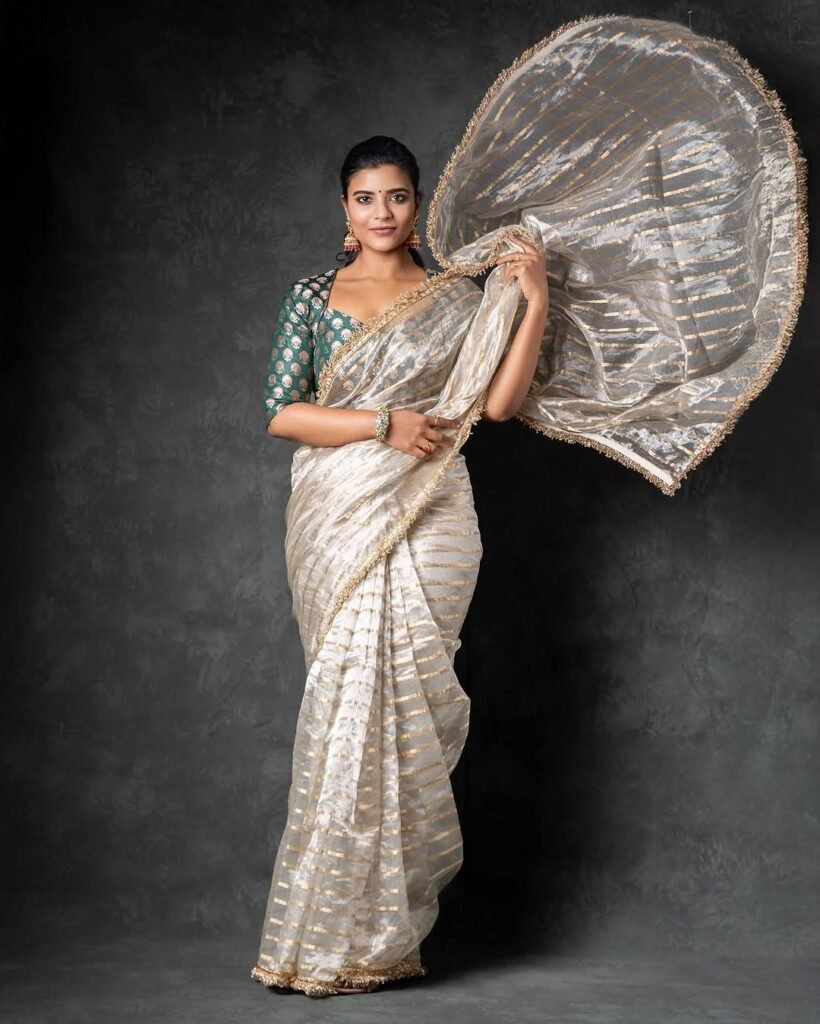 https://talkiesplus.com/aishwarya-rajesh-saree-photos/