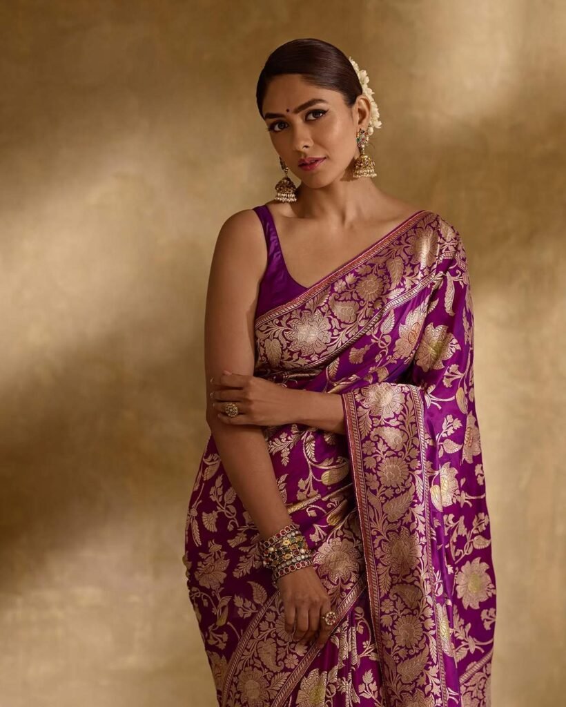 https://talkiesplus.com/mrunal-thakur-photos/