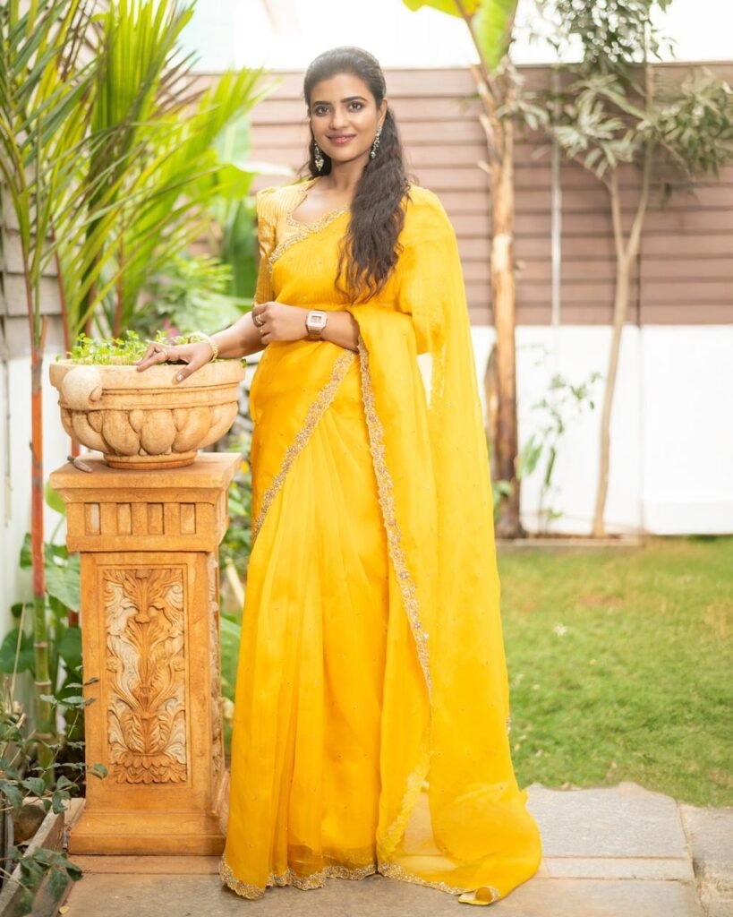 https://talkiesplus.com/aishwarya-rajesh-dazzles-in-yellow-saree/