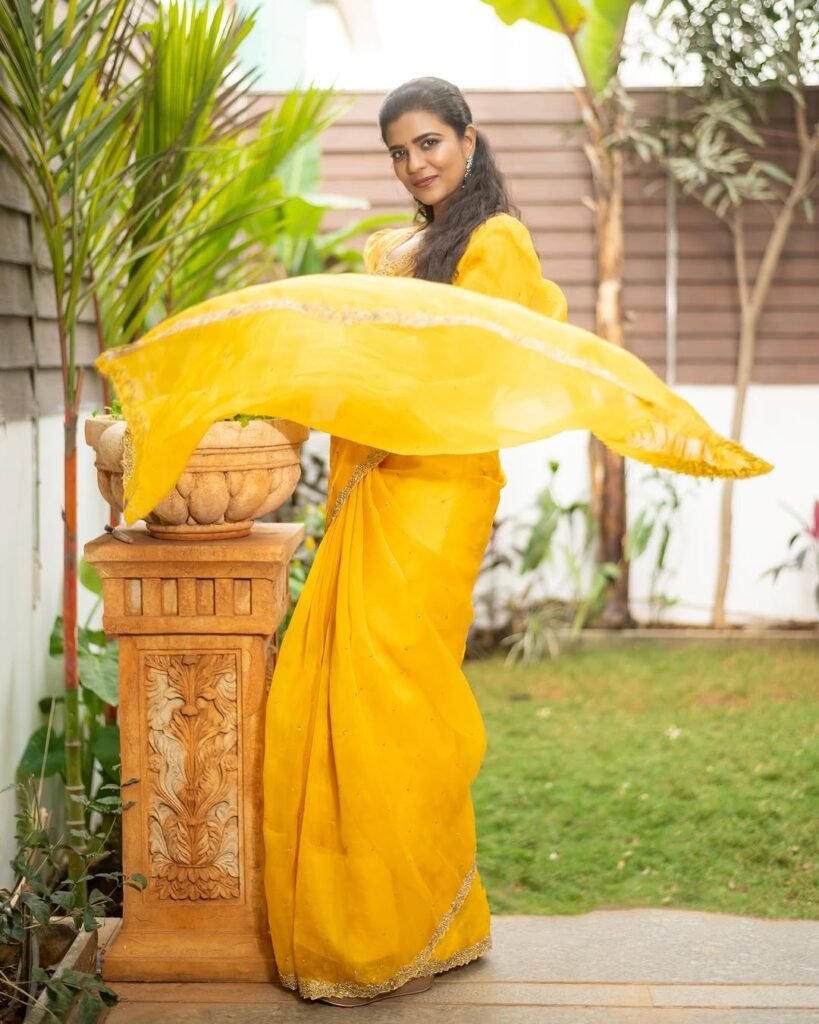 https://talkiesplus.com/aishwarya-rajesh-dazzles-in-yellow-saree/