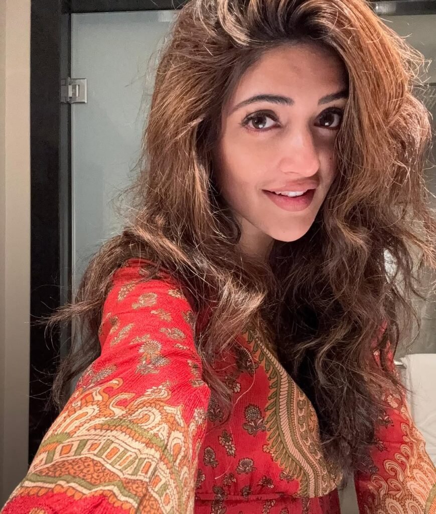 https://talkiesplus.com/sreeleela-latest-stunning-photos/