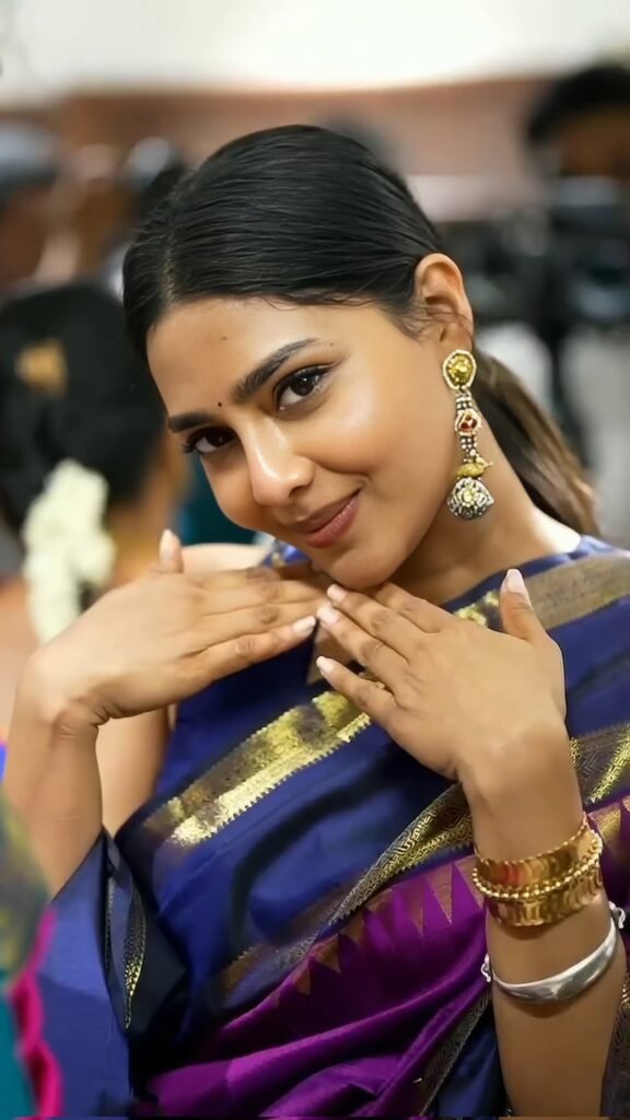 Aishwarya Lekshmi Stuns in Saree – A Timeless Elegance Captured in Photos