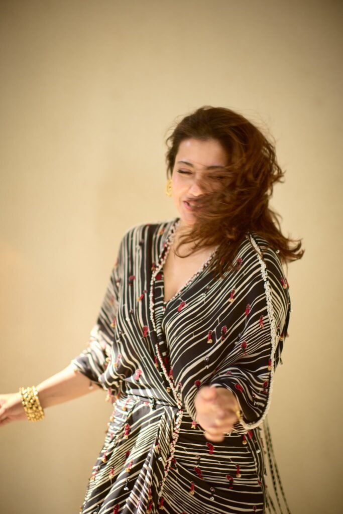 Kajol’s Stunning Black Dress Photos – A Timeless Fashion Statement