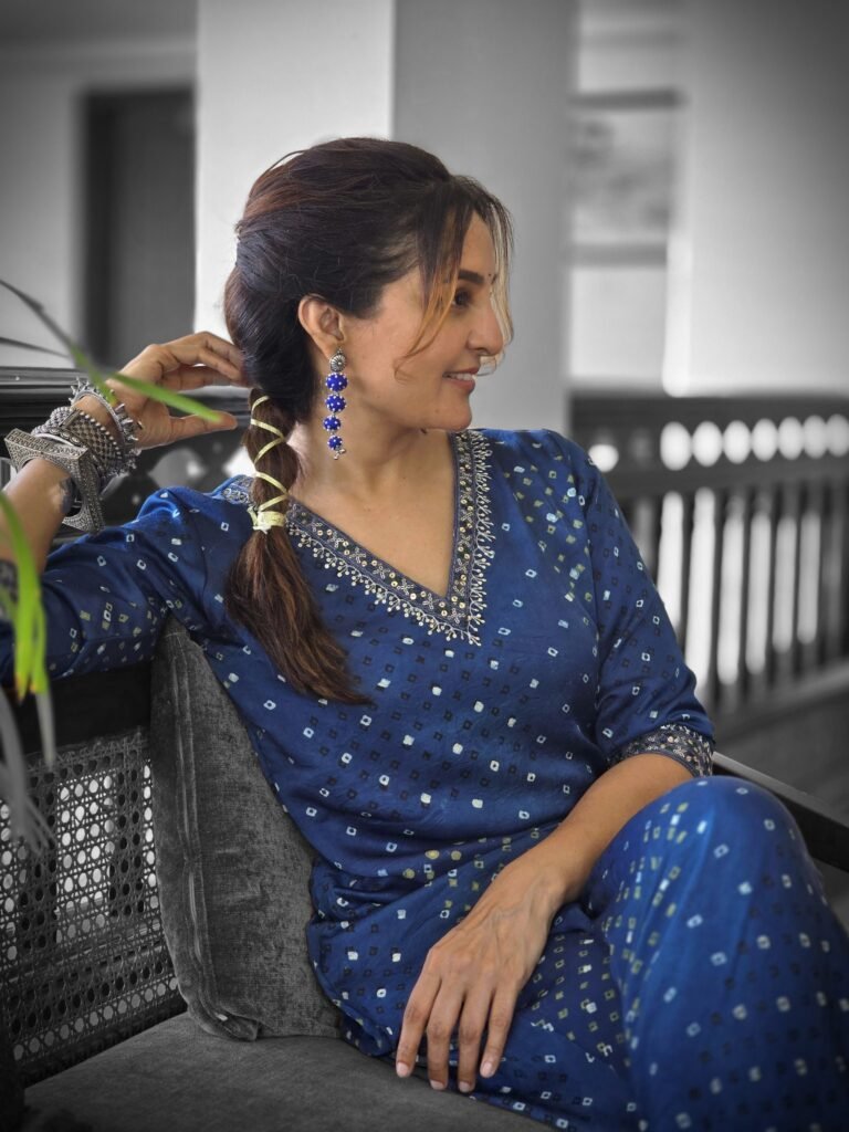 Manju Warrier’s Stunning Photoshoot at Store Launch – A Vision of Elegance 